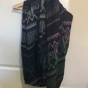 Wilfred infinity scarf